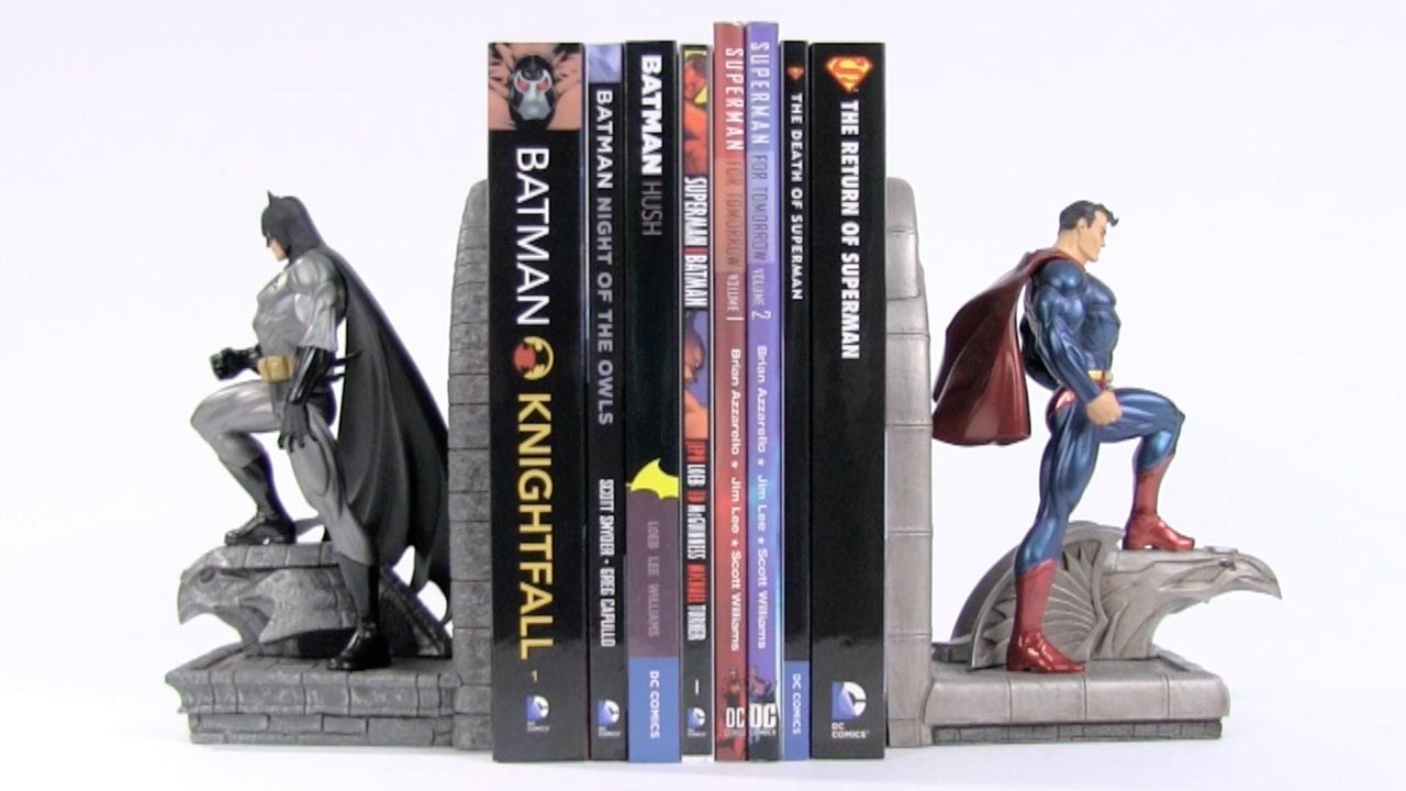 DC Collectibles - Superman & Batman (or Batman & Superman) Bookends