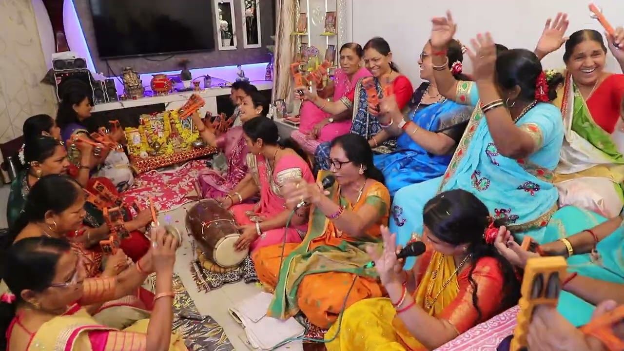 અતિ સુંદર ભજન 🌹લખેલું છે 🌹માખણ ચોર આયા