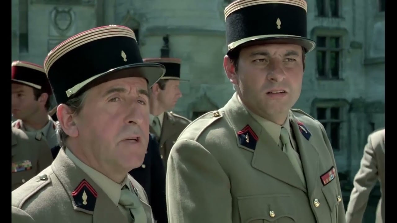La 7eme Compagnie (scène .Le trio se fait griller avec leurs uniformes