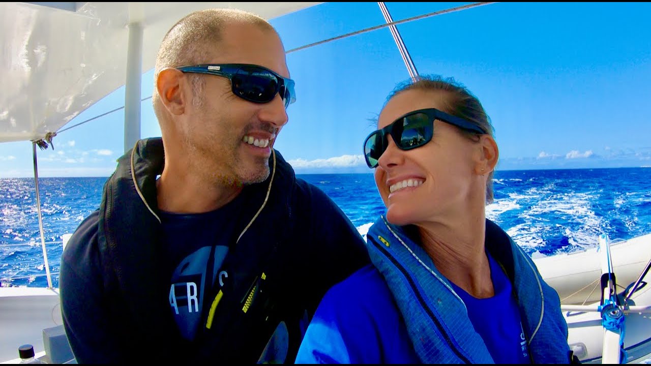 Sailing Experiment Success! -  Setting a small jib on an anti-torsion rope as an inner stay.