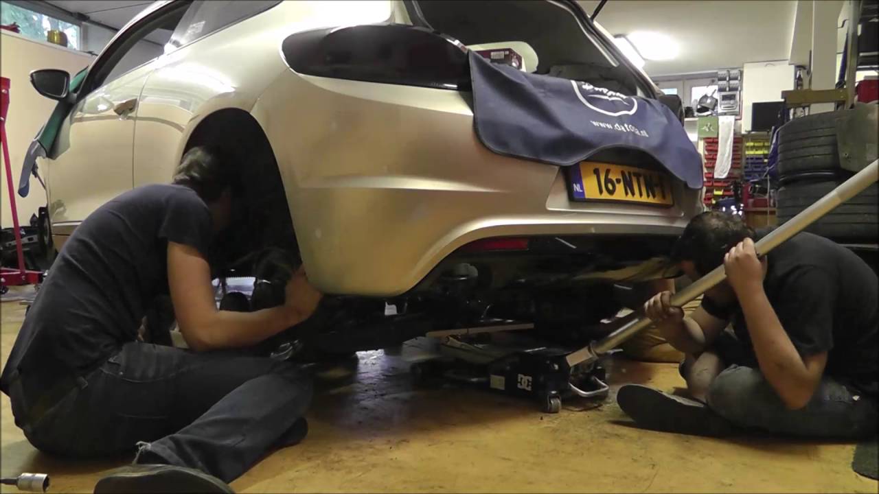 ERG Scirocco R36: 4-motion build and fitting [PT03]