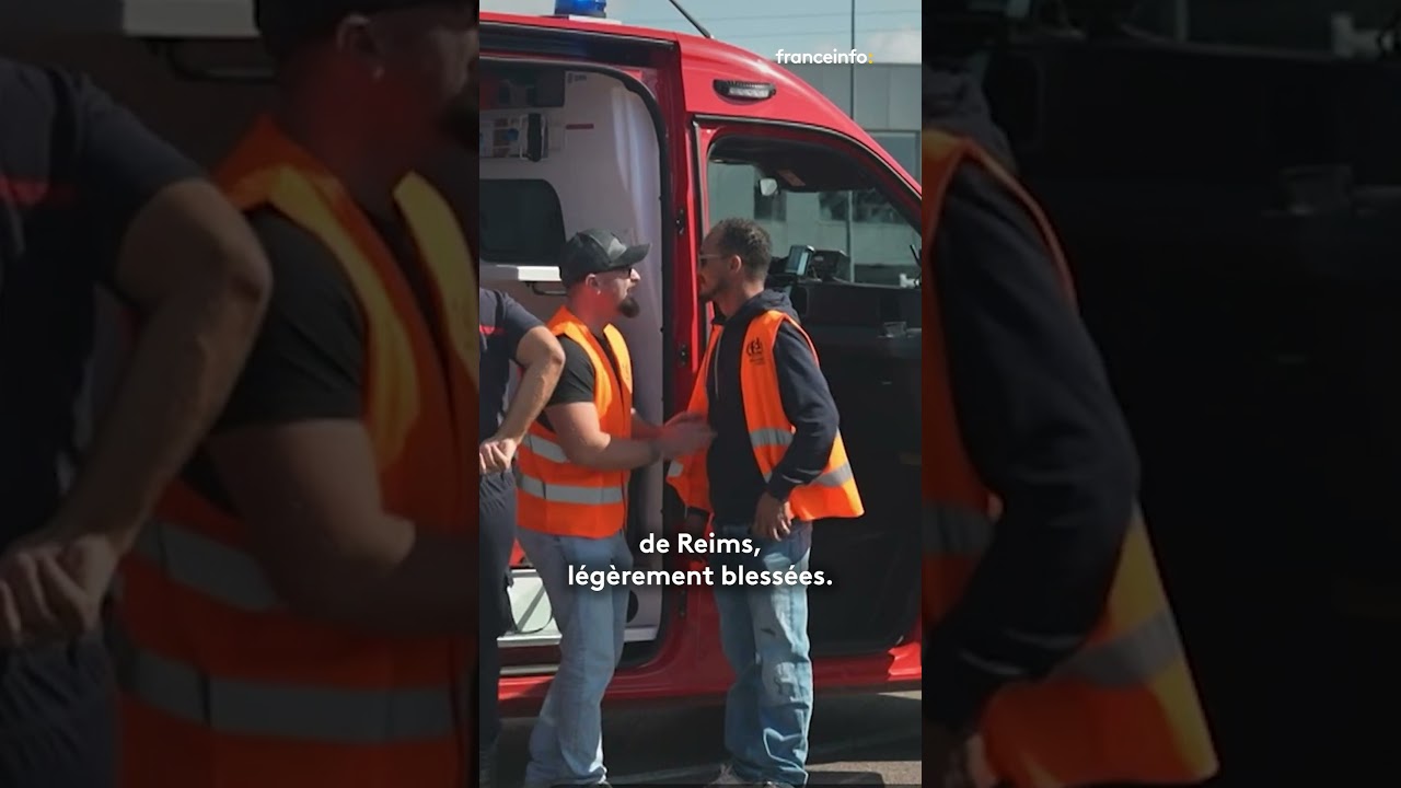 Un patron fonce sur des gr&eacute;vistes avec un bus