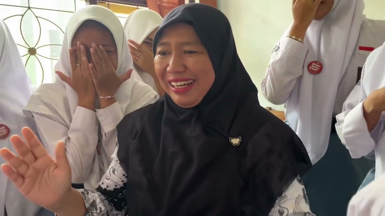 sedih last day diajar bukhol