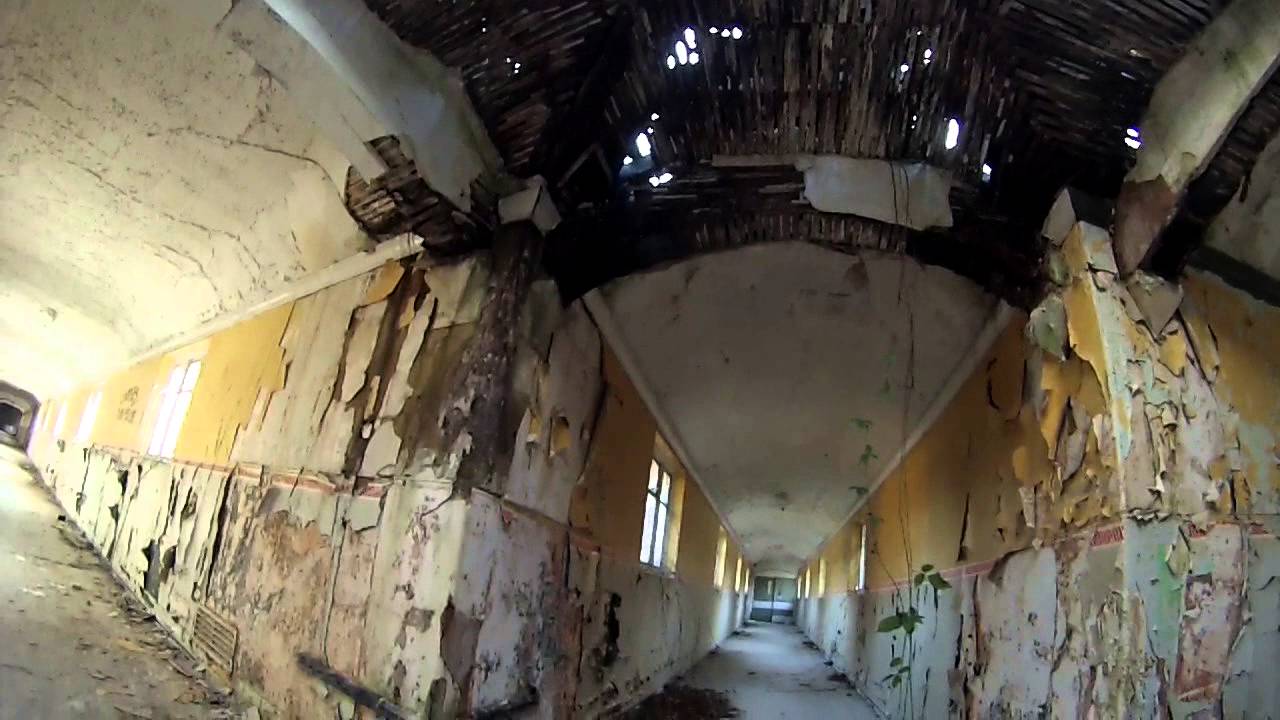 A quick explore around the Abandoned Severalls Asylum Hospital