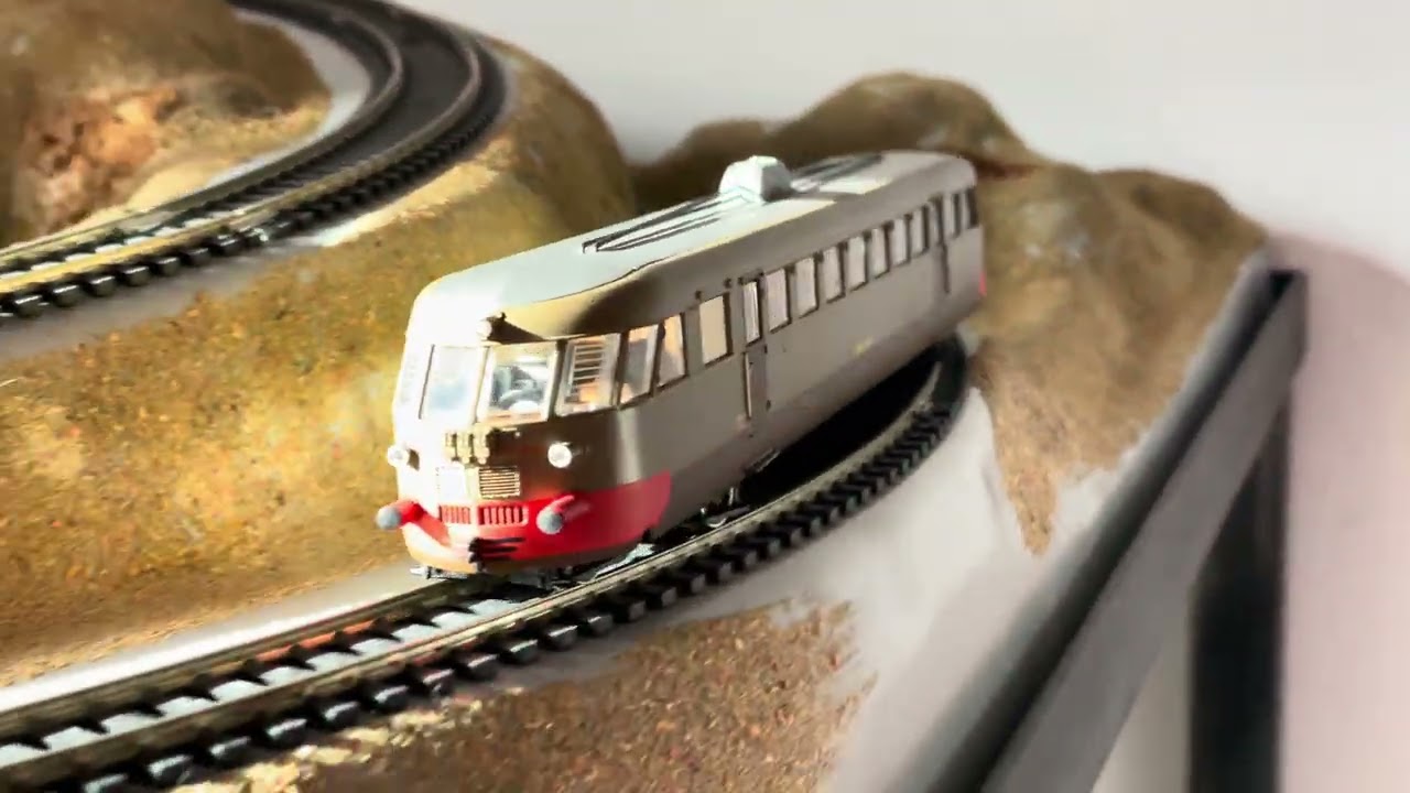 RIVAROSSI H0 automotrice Md 520.01 FNM su plastico originale LIMA 20/12/2025