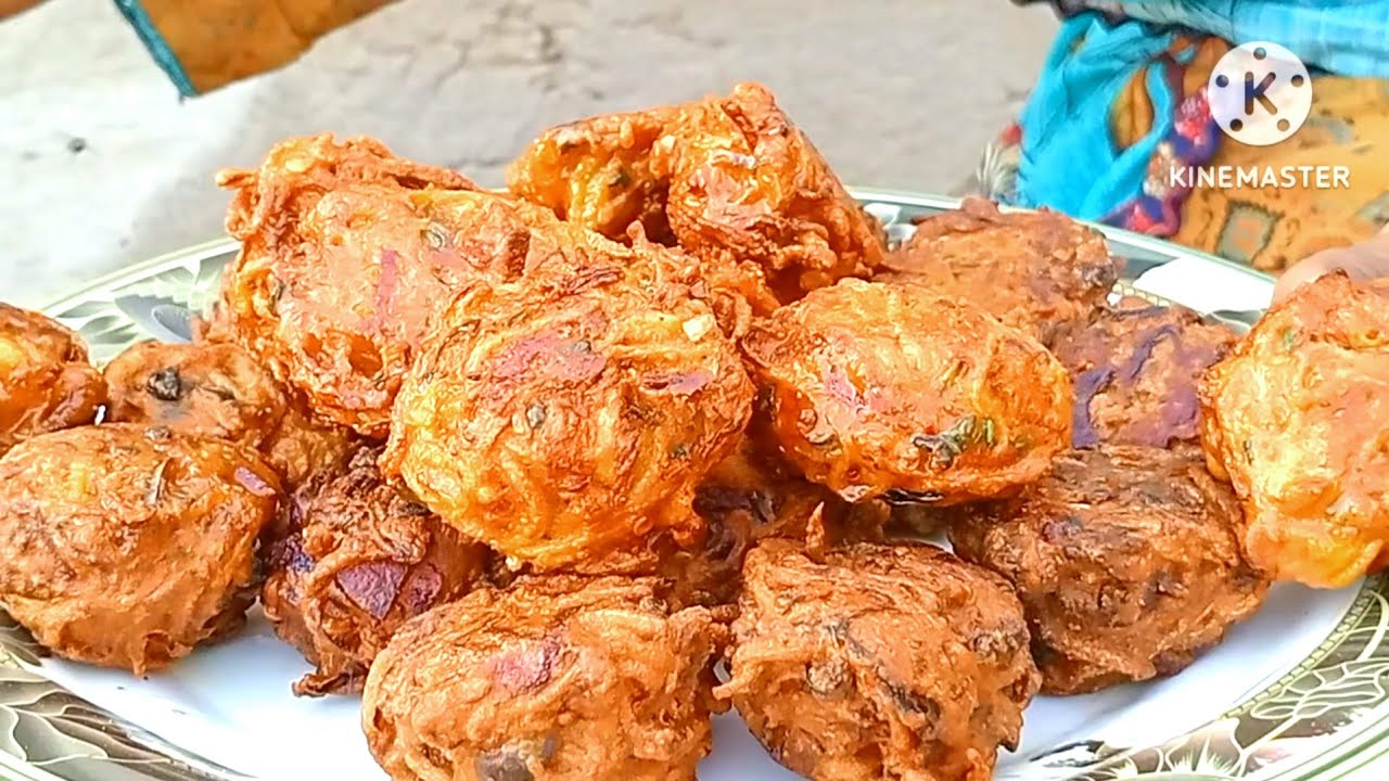 Aalu ke lachedar laddu pakaude ki recipe banane ka tarika