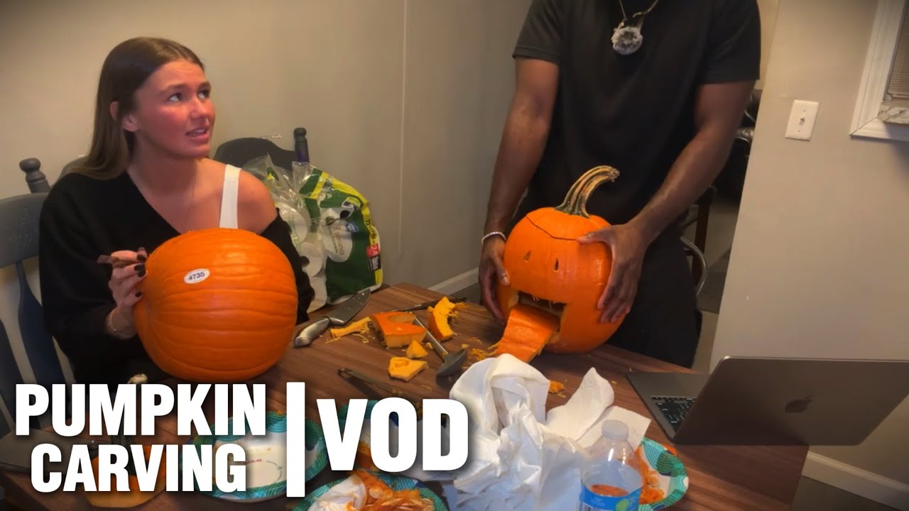 I told her to open my pumpkin…👀🎃