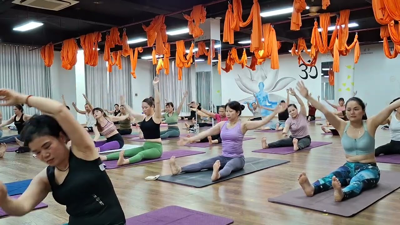 🕉Hatha Harmony: A Gentle Group Yoga Flow @ Mr Ashish Uk