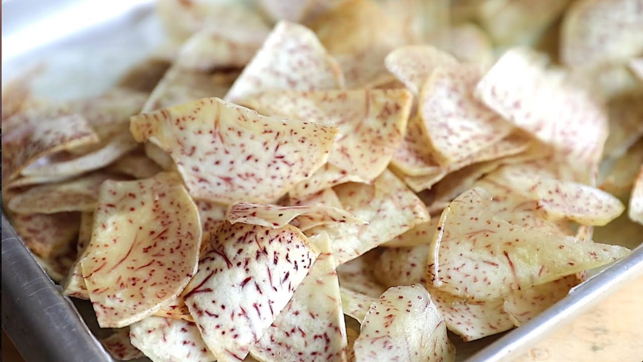 HOW TO MAKE NDUMA CRISPS/CHIPS| ARROWROOTS| CRISPY| SPICY