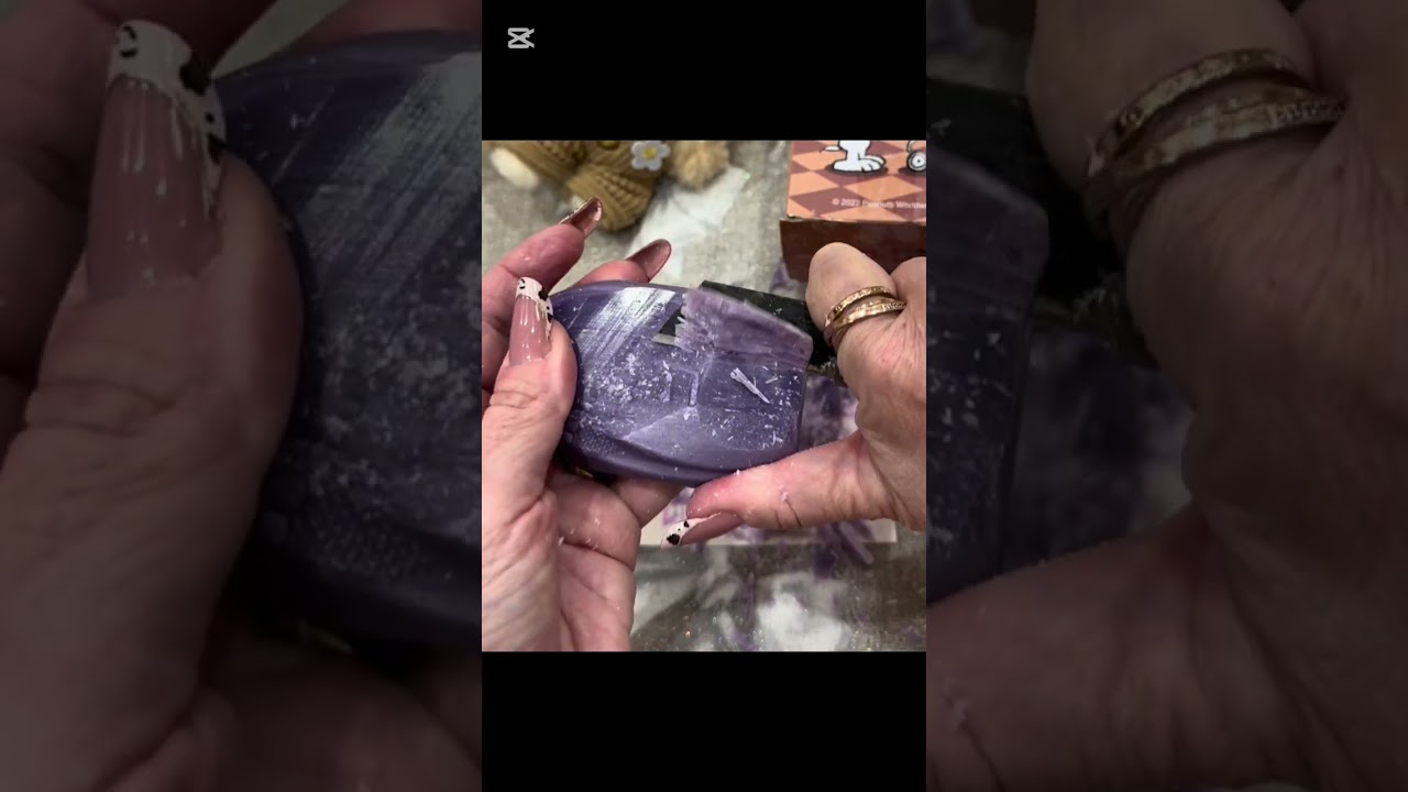 SOAP🔪🧼ASMR #asmr #asmrsoapcutting #asmrsounds #asmrvideo #soap #soapcutting #soapasmr #soapcarving🫧