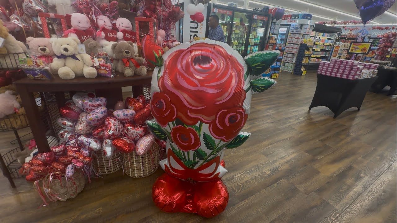 DECORATION FOR VALENTINE’S DAY  