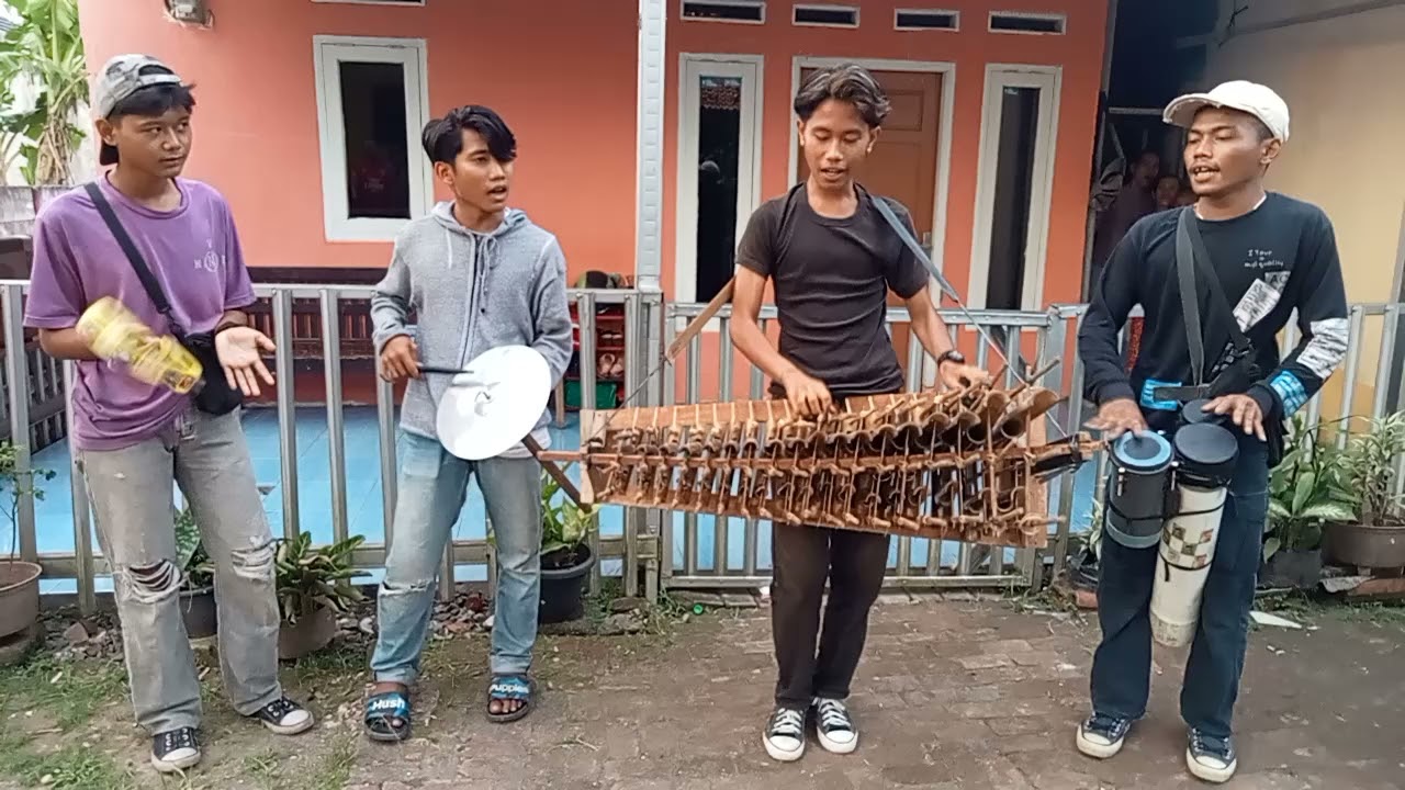 LESTARIKAN MUSIK BUDAYA SUNDA ANGKLUNG MERDU I PART    I IANDIKACHAENEL72 I