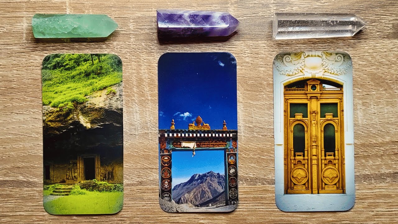 CHOOSE A DOOR! IT'S THE START OF A NEW CHAPTER! 🚪🗝️✨ Pick A Card 🔮✨ Timeless Tarot Reading