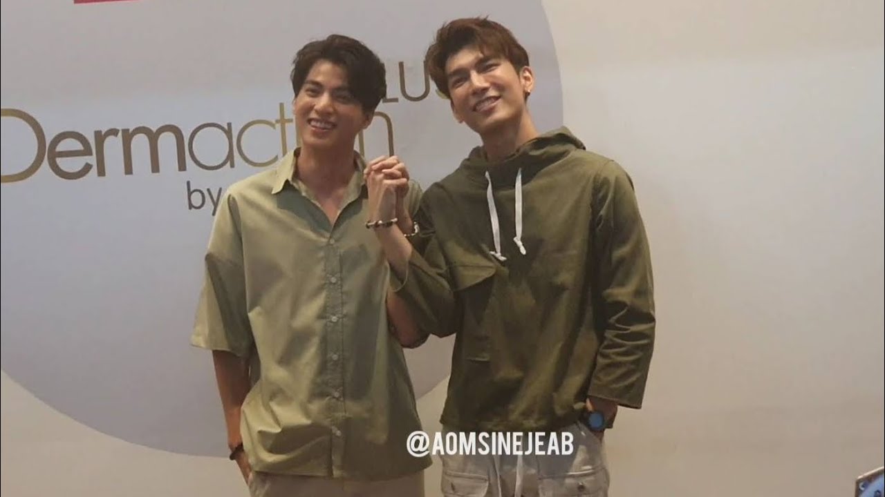 มิว & กลัฟ พูดคุยกับแฟนคลับก่อนกลับหลังเสร็จงานที่วัตสัน @สยามเซ็นเตอร์ 28/01/2020