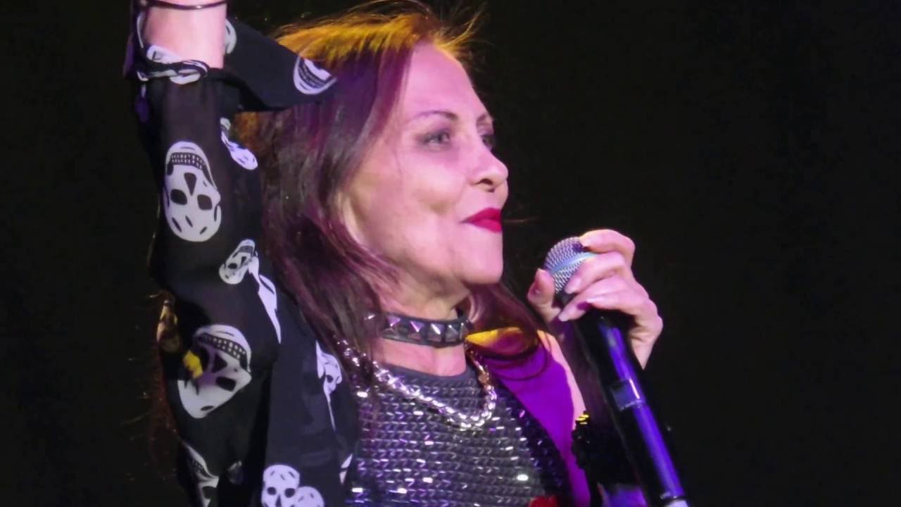 Stacey Q - We Connect & Two Of Hearts (Melbourne, 24 July 2016)
