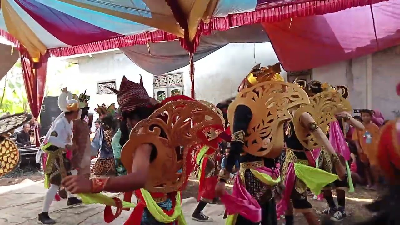Bendrong maning .Reog ( DANGDUT PUTRA REMAJA ) Show Ds Larangan