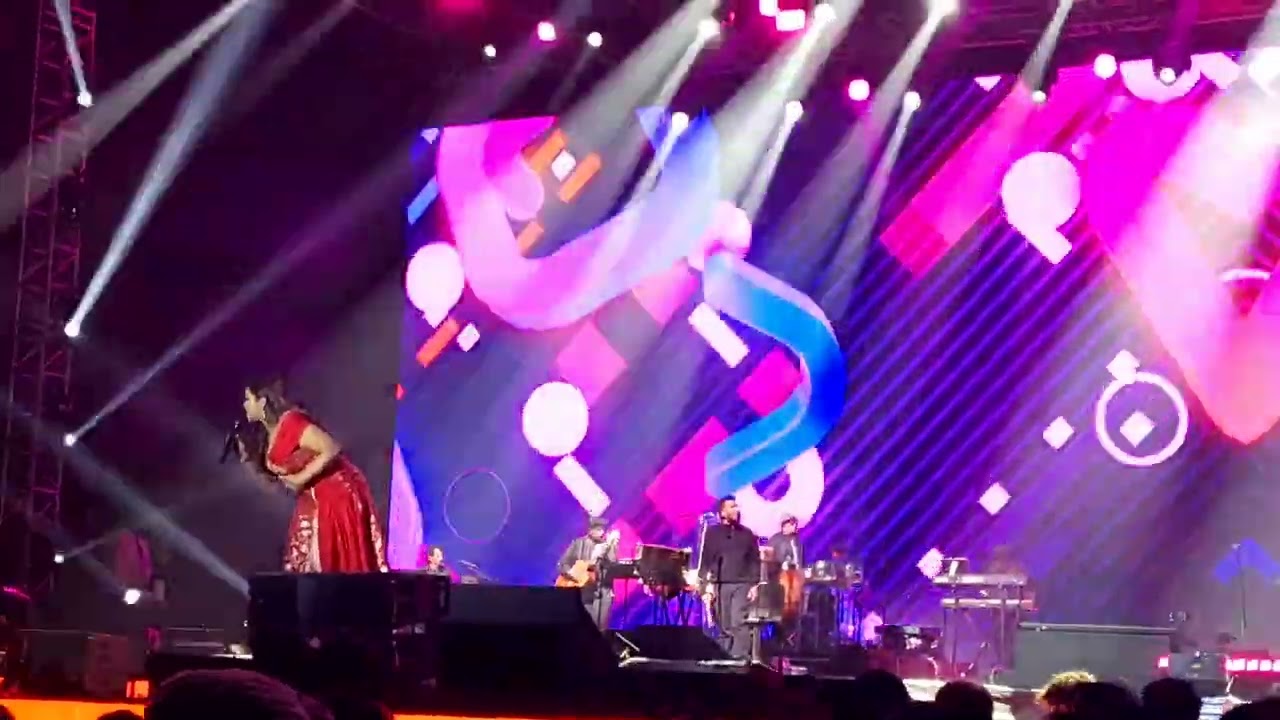 Yeh Ishq Hai 💖 Live from Jab We Met