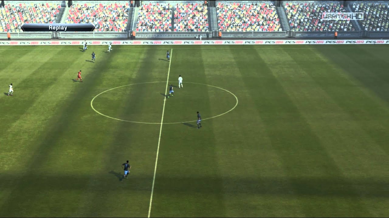 PES 2013 | Cristiano Ronaldo 54 Yards Long shot HD