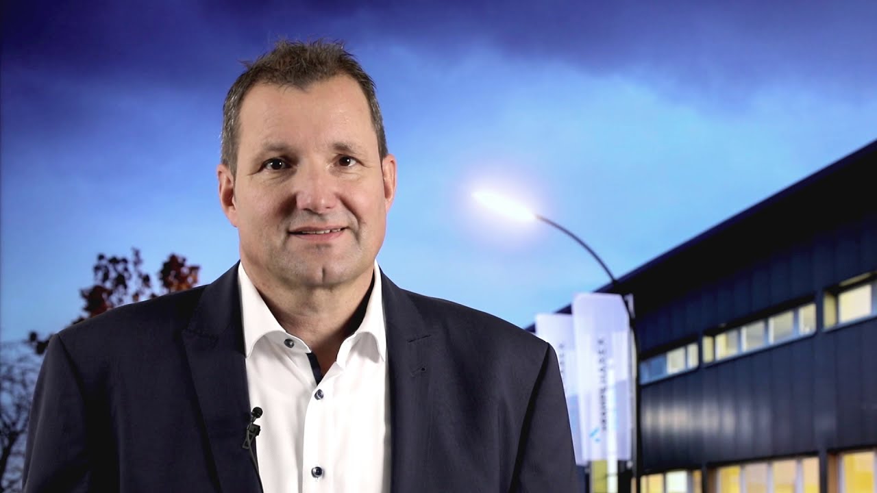 Ulrich Krampe: Fasern und Strahlmittel für anspruchsvolle Projekte.
