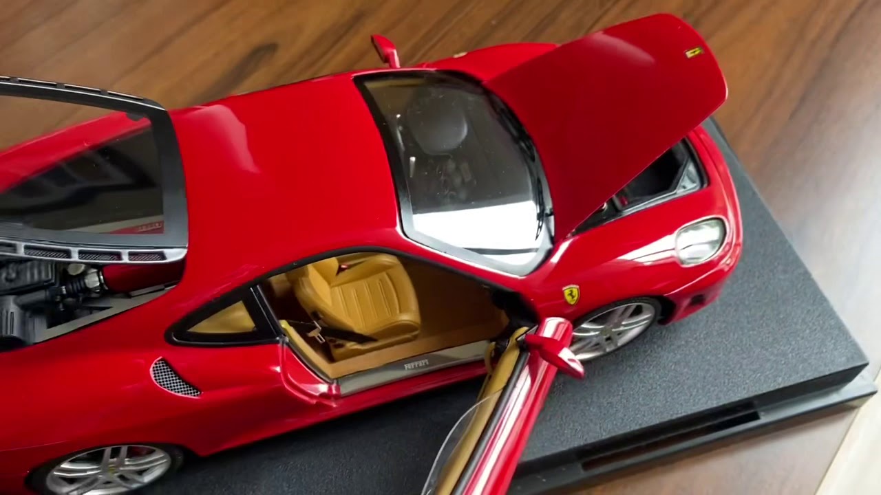 Hotwheels Elite Ferrari F430 Skala 1:18