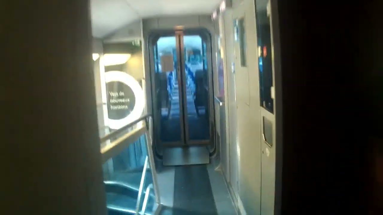Visite d'un TGV INOUI Dasye 2ème génération en Gare de Rennes.