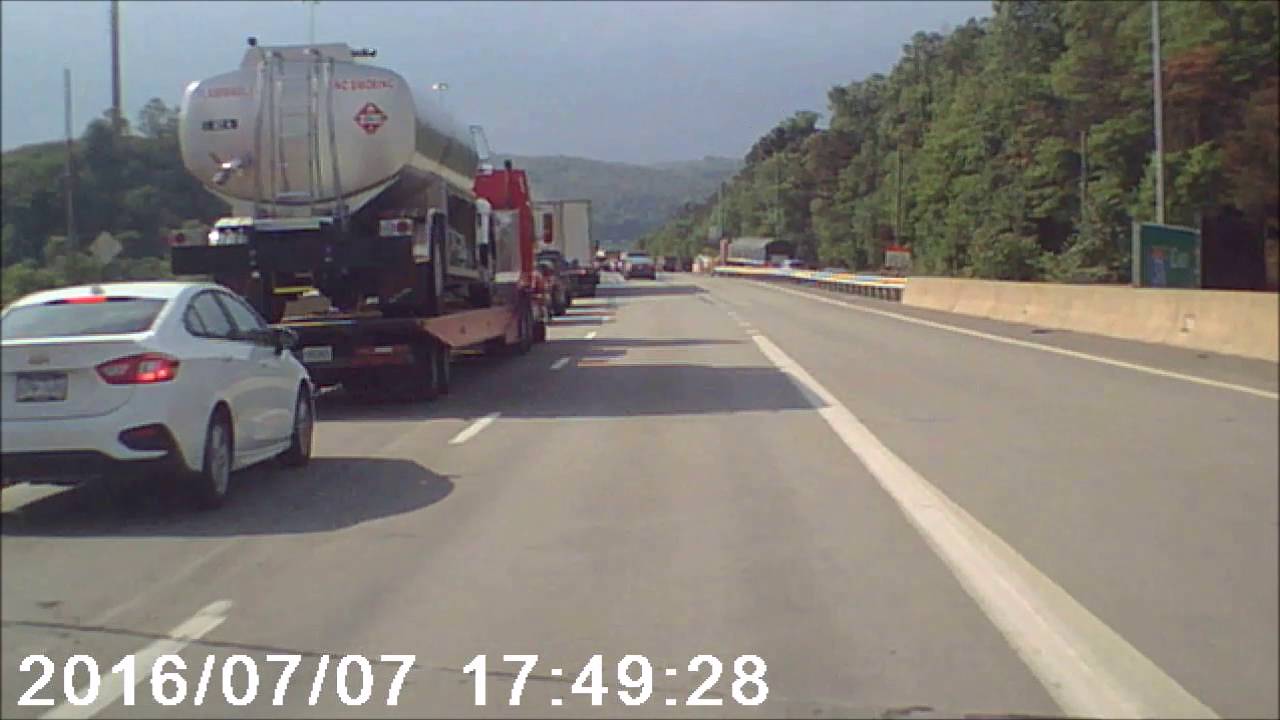 People who hate/don't understand a zipper merge