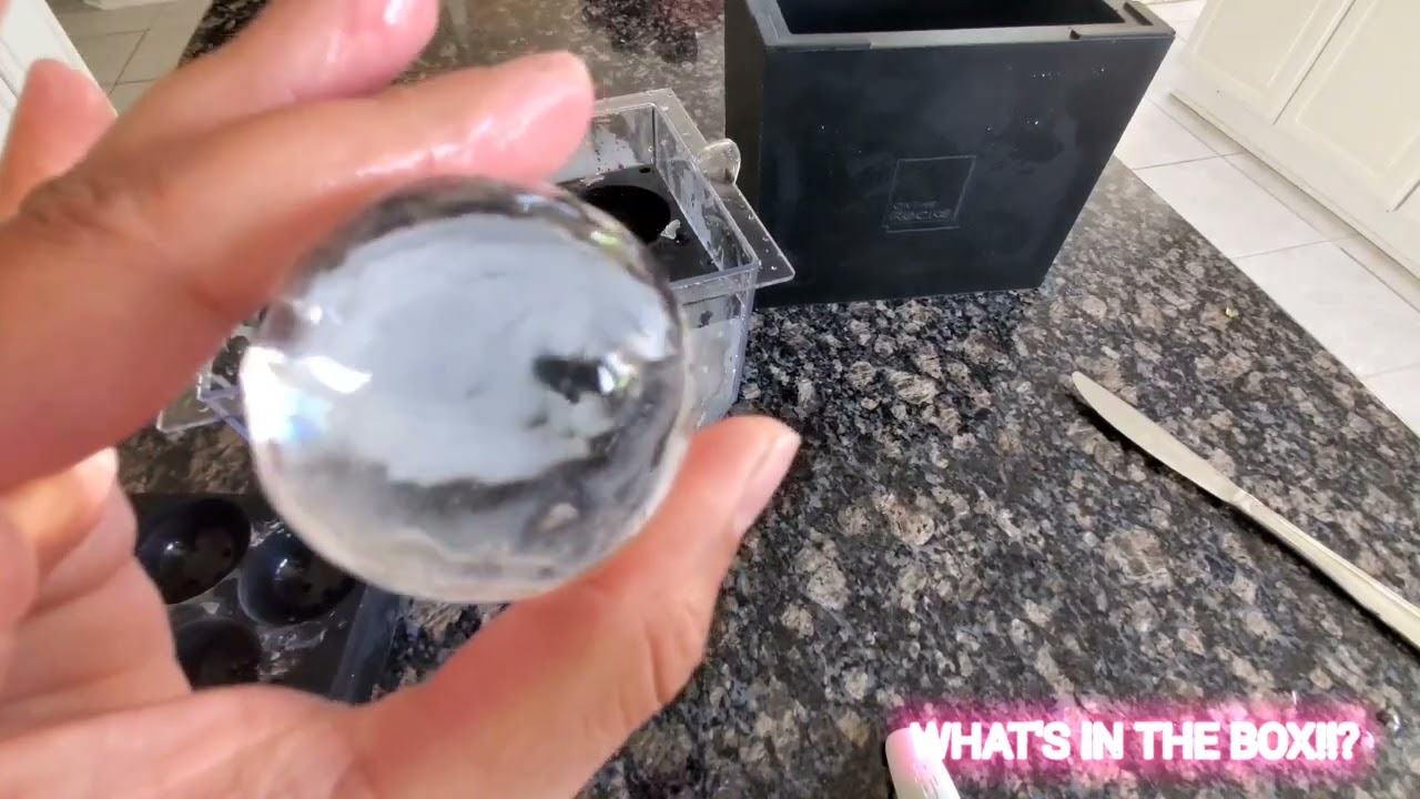 OnTheRocks - Crystal-Clear Ice Cube & Ball Maker