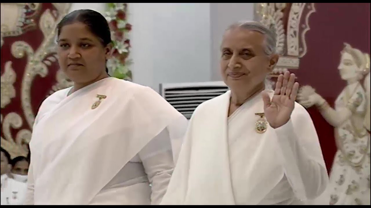 Offering Bhog for Dadi Gulzar Ji _  Sister Vedanti  22 03 2021 (Hindi)
