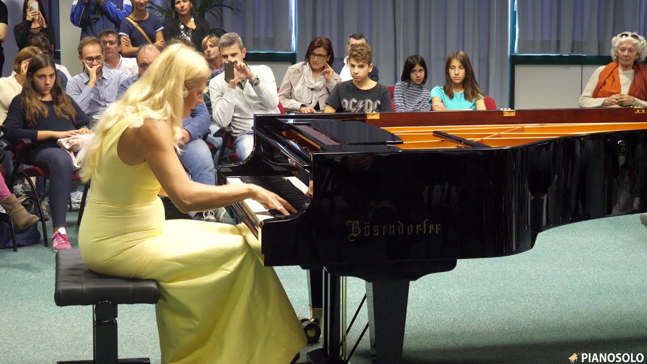 Valentina Lisitsa Liszt's Hungarian Rhapsody no.2 LIVE HD