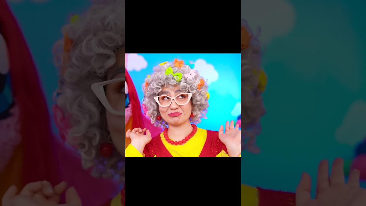 Watashi wa sobo o sasotte imashita. (私は祖母を誘っていました。)