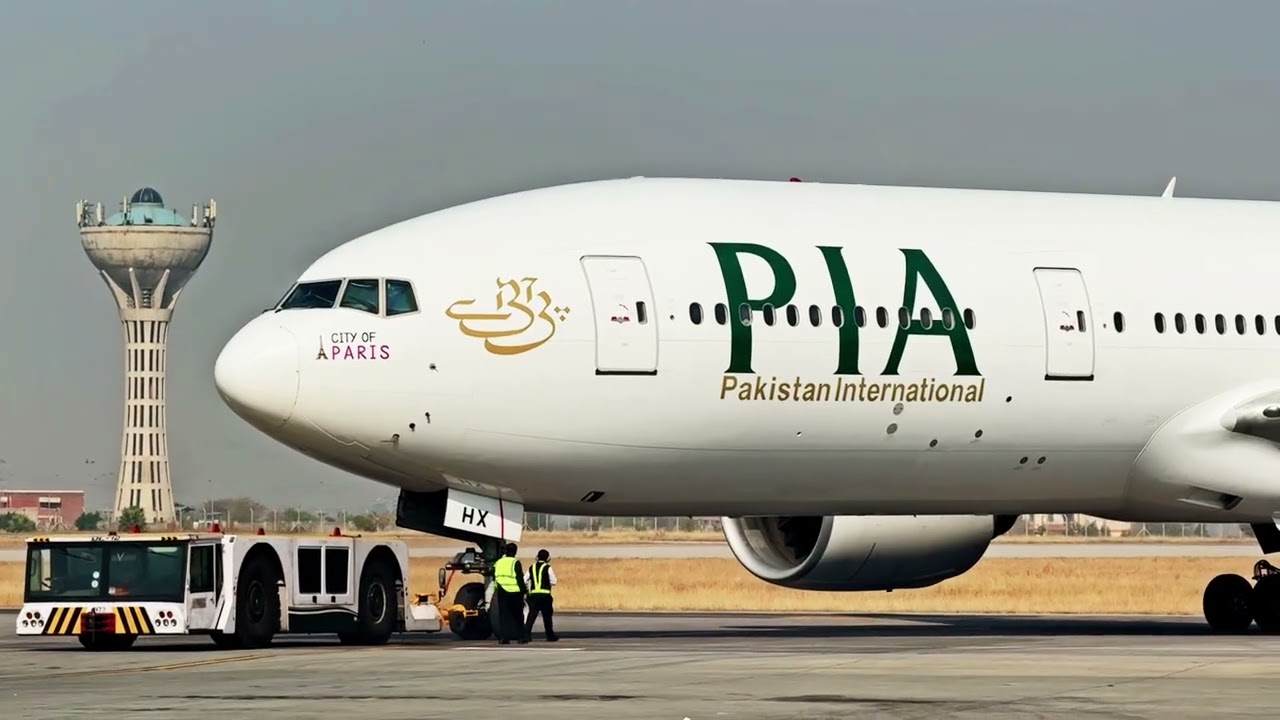 Power and pride on the move — Boeing 777-200ER pushback by Pakistan International Airlines.✈️🇵🇰 #777