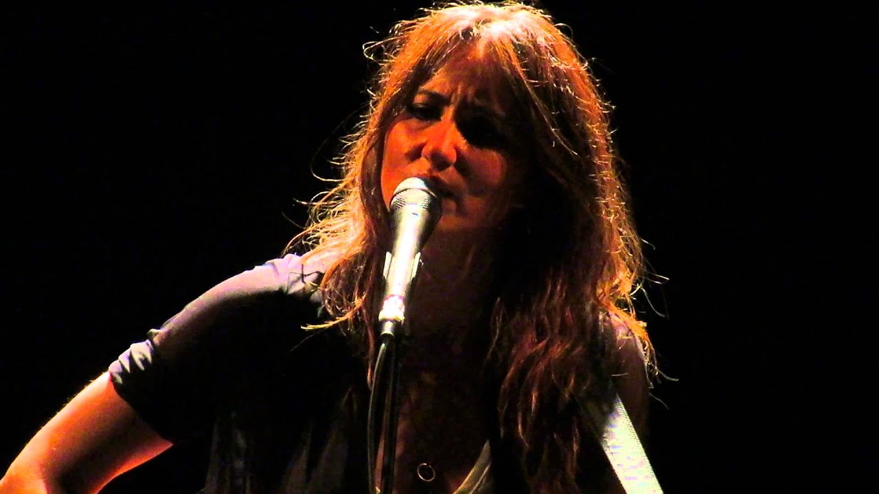 KT TUNSTALL...