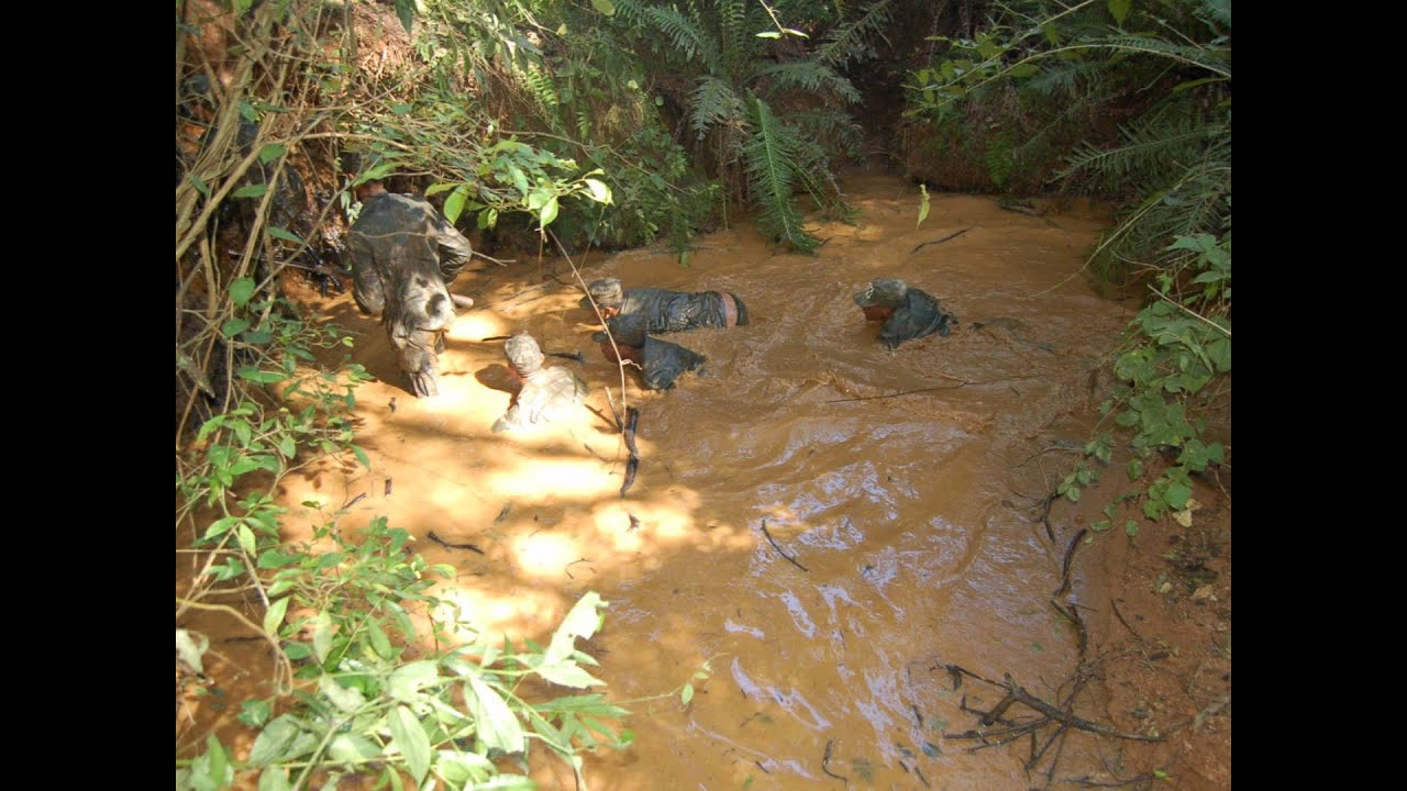 2&ordm; Cia de Fuzileiros Leve! VANGUARDEIRA em Ralo da Boina...
