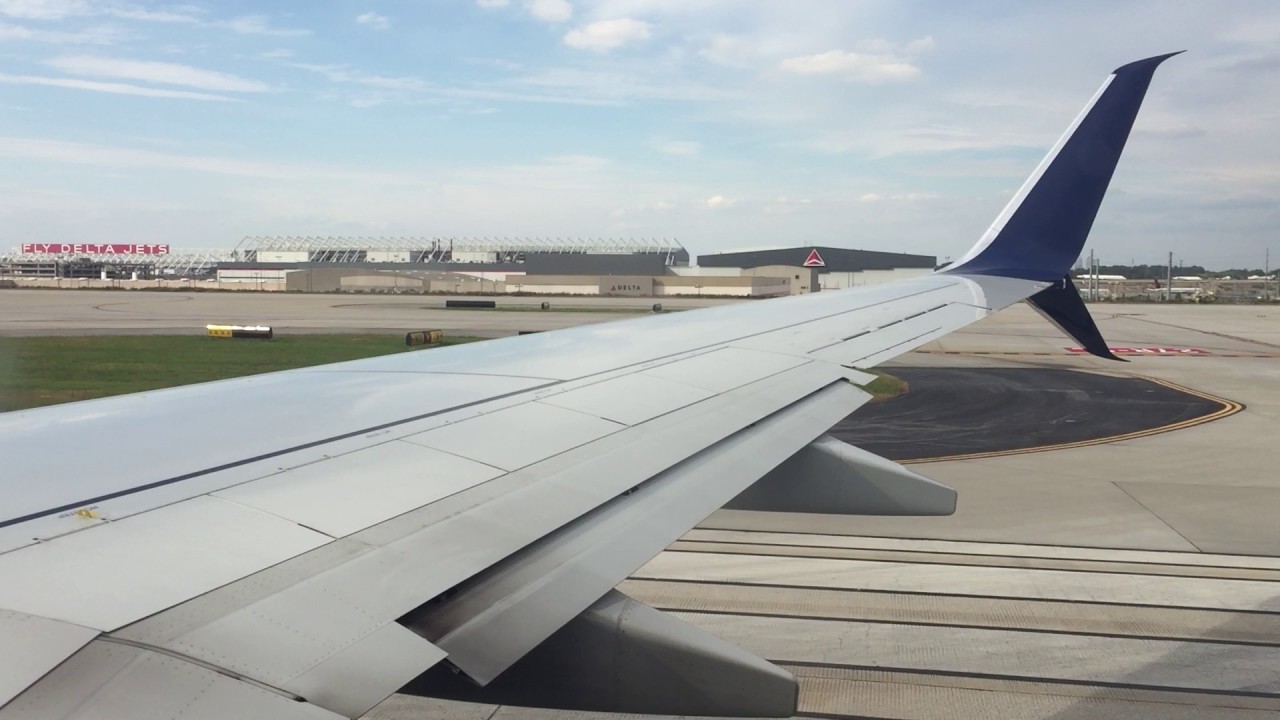 [HD] Split Scimitar Winglets! Delta Airlines 737 Wing View Takeoff from Atlanta ATL