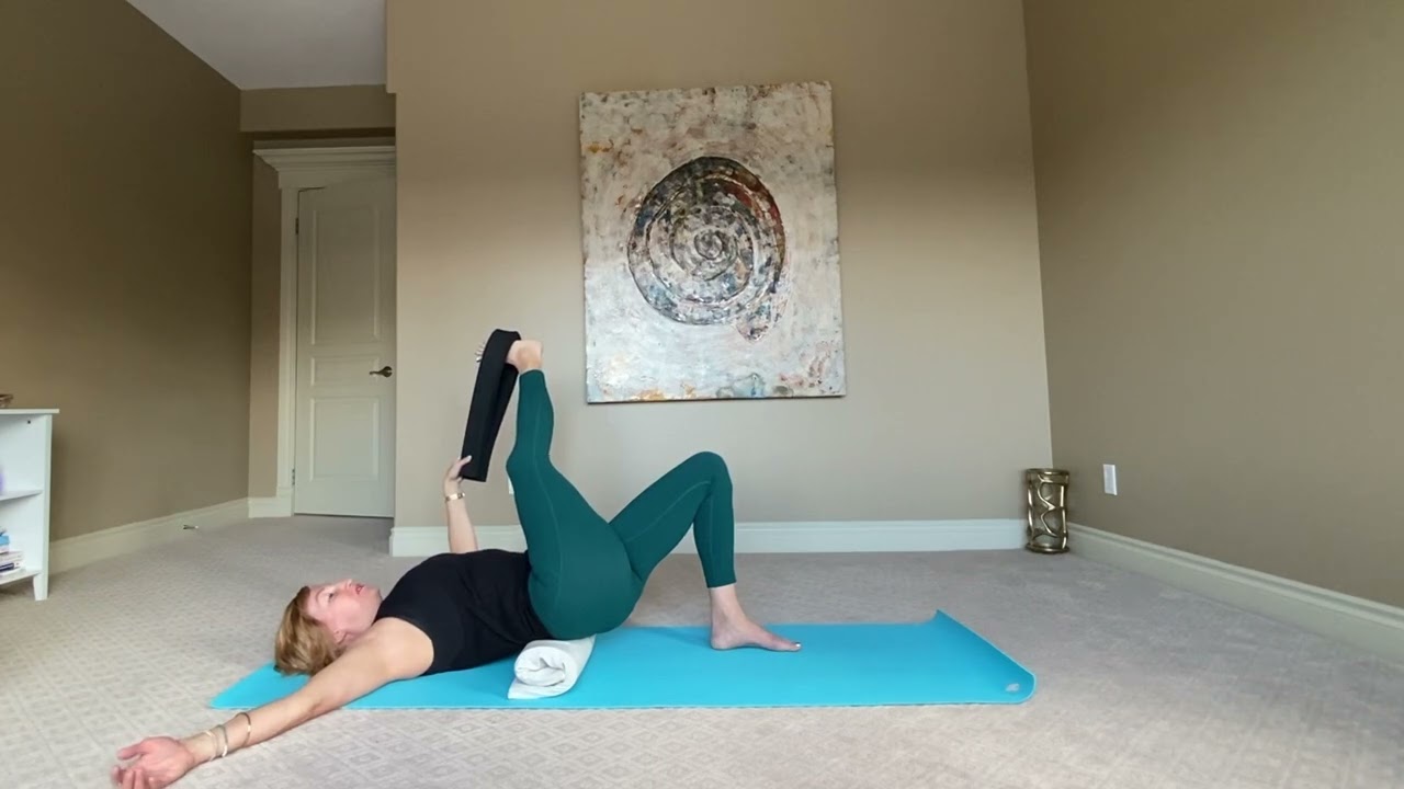 Critical Alignment Yoga 10 minute Soft Prop practice
