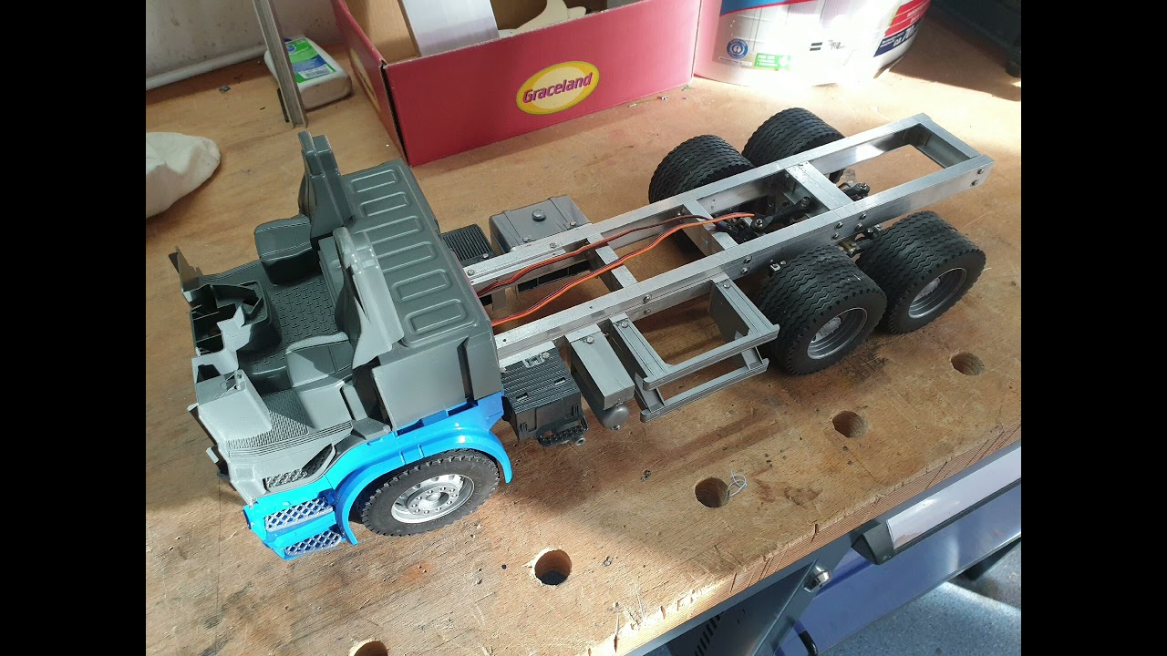 Bruder Scania RC Umbau Schweinetruck - Diashow wie alles begann