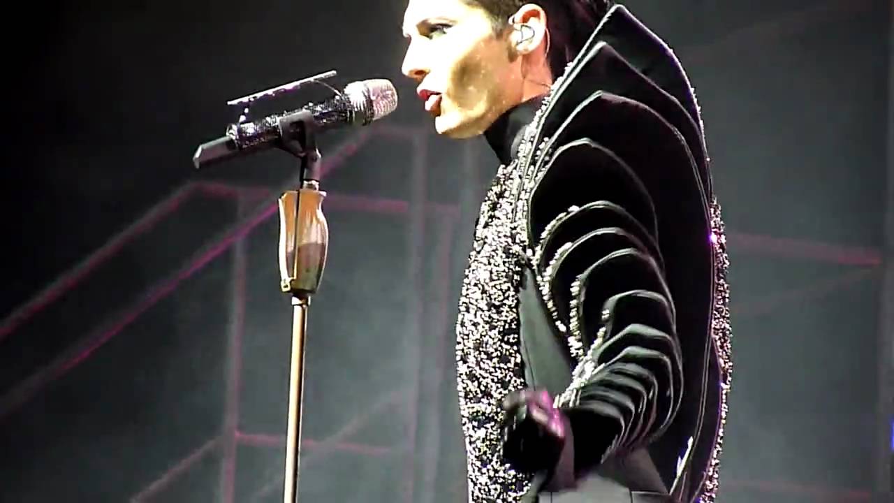 Tokio Hotel _ Human Connect To Human - Live @ Stockholm, 04 Mars 2010 - ©Flecheliott