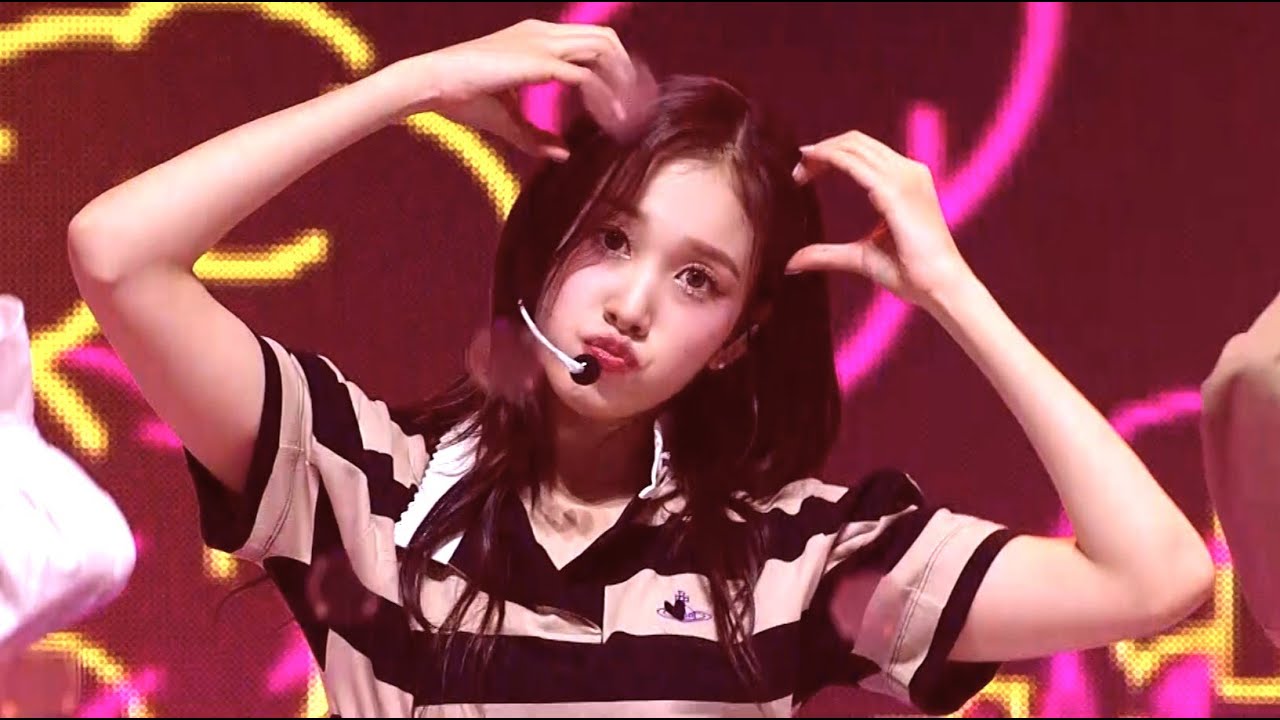 STAYC (스테이씨) – BEAUTIFUL MONSTER + RUN2U + TEDDY BEAR ｜써클차트 뮤직 어워즈 2022 / CCMA2022