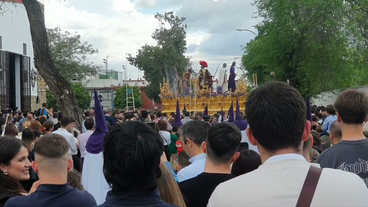Semana Santa Sevilla 2025, Hermandad de Torreblanca, Jesús Cautivo ante Poncio Pilato.