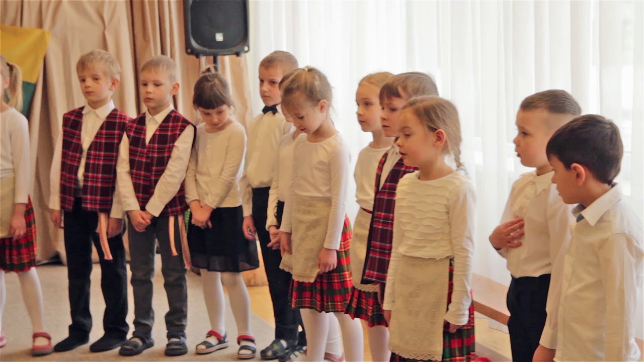 Lietuvos &scaron;imtmečio &scaron;ventė. Vasario 16 d. Kauno lop&scaron;elis-darželis &bdquo;Giliukas&ldquo;