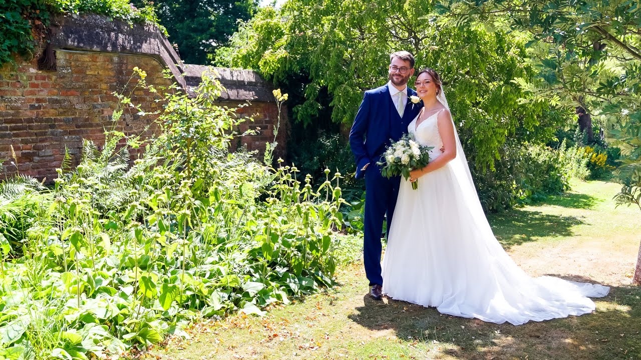 Grafton Manor, Vicky and Dan