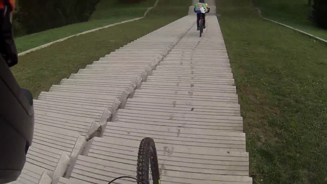 Ride Urban Cergy // Spot privée dirt - BMX ^^