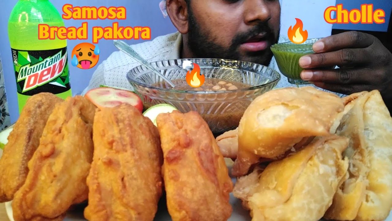 OH NO - Aloo Samosa And Bread Pakora Eating Challenge l Singara Eating Show l Green Chilli Eating