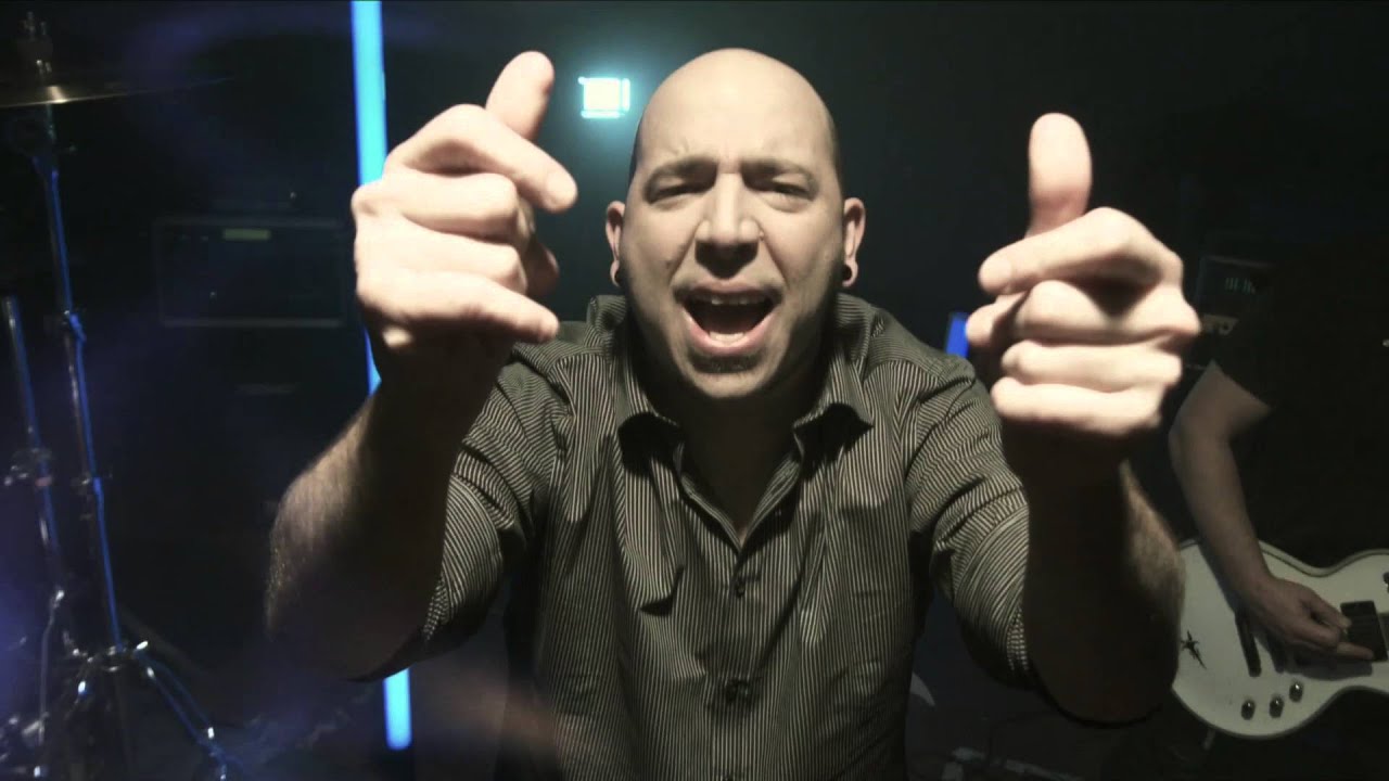 SKUNK DF "Arde" (Videoclip)