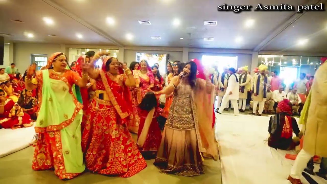 MAYRA FUNCTION GHOOMAR  SONG BY SINGER ASMIRA PATEL UDAIPUR LIVE