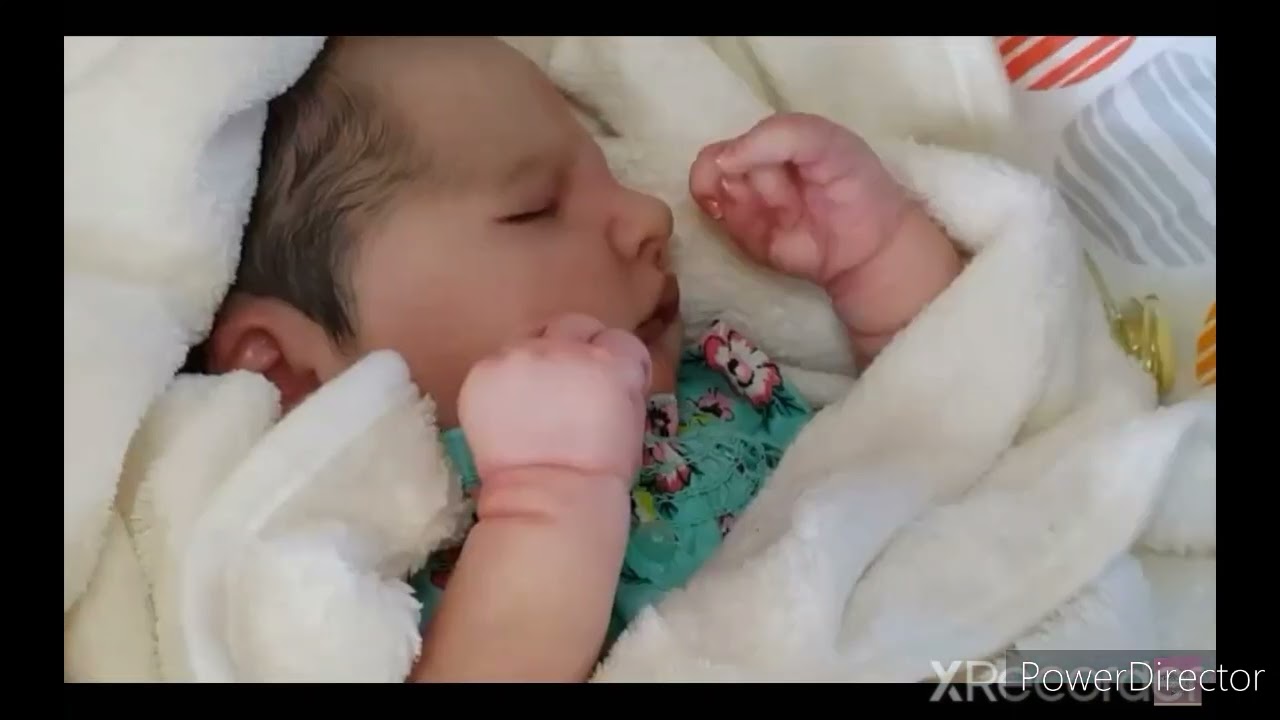 FAKE REBORN BABY WITH REAL BABY SOUND EFFECTS: HOELIVIA IT SOUNDS JUST LIKE YOUR BABY DON'T IT?
