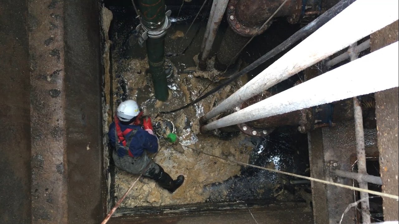 Severn Trent cleans tonnes of fat out of Warwickshire sewers