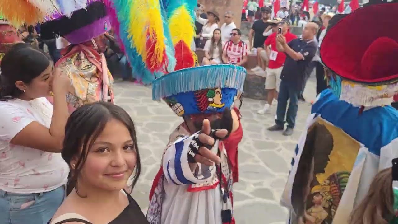 Tradicional Formación de las tres Comparsas Unión , América y Azteca Tlayacapan Morelos 