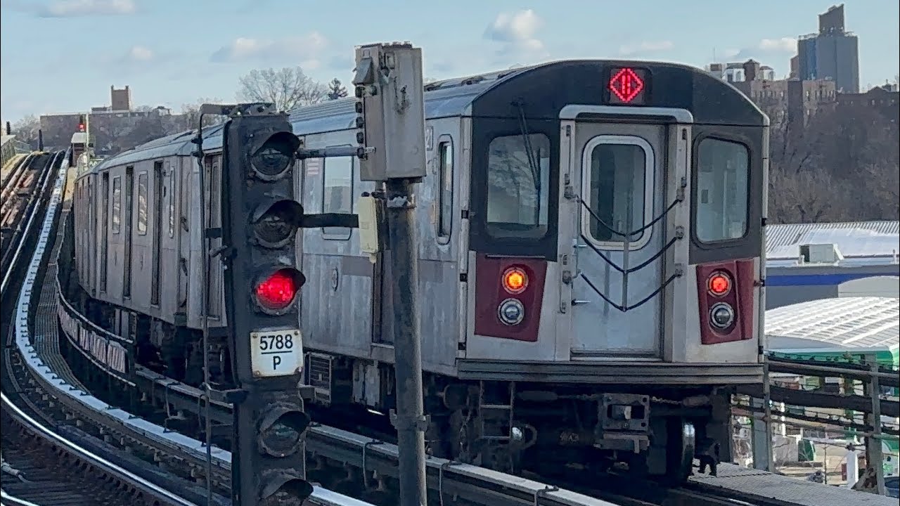 On board a chaotic Westchester Sq bound R142 4 Train via 6 line from 125st to Westchester Sq