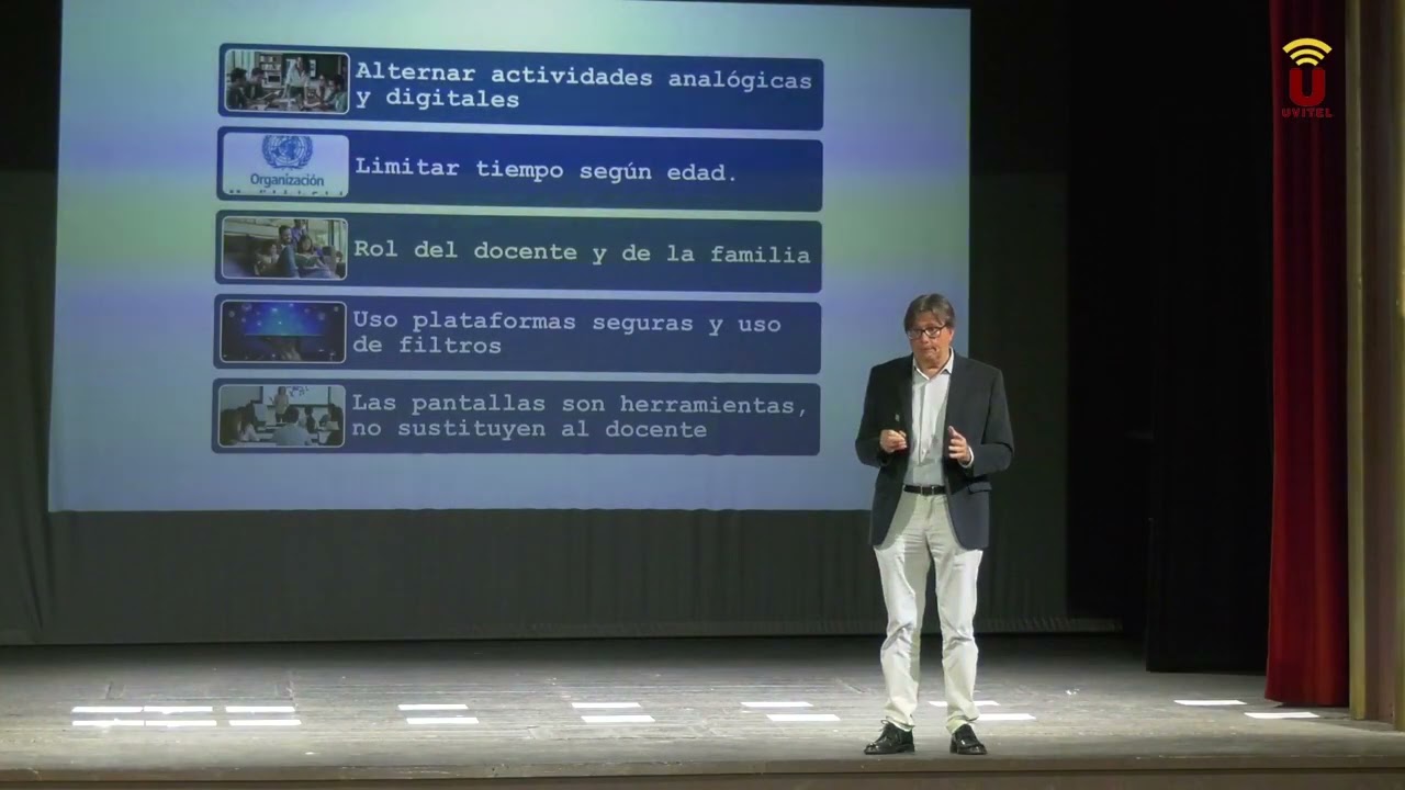 NOTICIA-2026-Los Premios Educación de Caja Rural de Utrera certifican a medio centenar de docentes